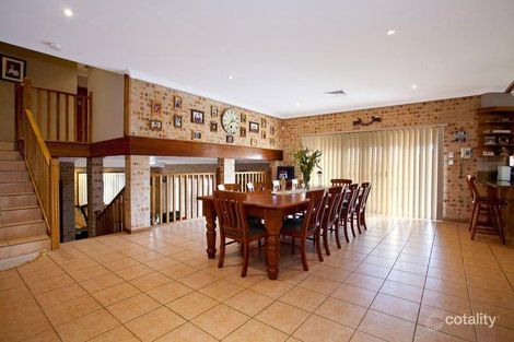 Property photo of 4 Montague Close Green Valley NSW 2168
