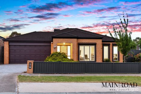 Property photo of 2 The Esplanade Taylors Hill VIC 3037