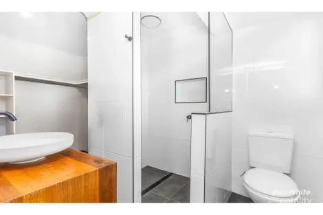 Property photo of 6 Macaulay Way Pacific Heights QLD 4703