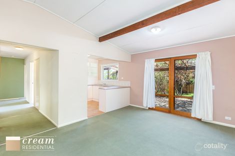 Property photo of 9 Lavater Place Garran ACT 2605