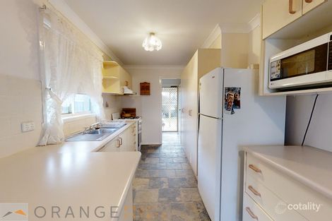 Property photo of 19 Taronga Avenue Orange NSW 2800