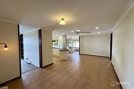 Property photo of 11 Fitzroy Place Heathridge WA 6027