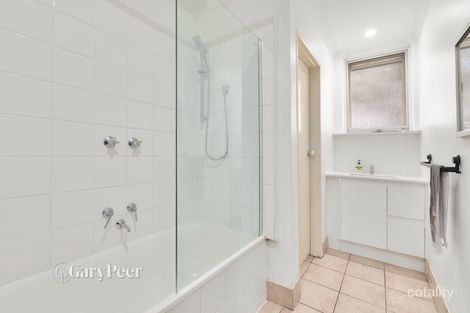 Property photo of 3/2-4 Watson Grove Glen Huntly VIC 3163