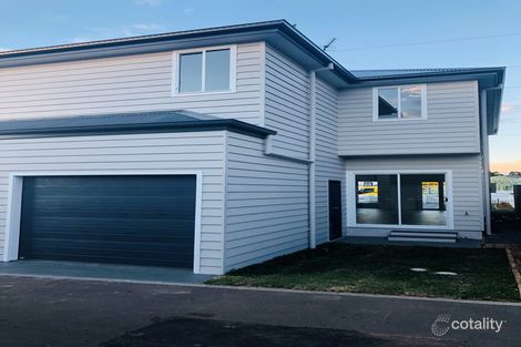 Property photo of 22A Balmoral Parade Tullimbar NSW 2527