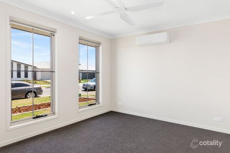 Property photo of 7 Snowy Crescent Nirimba QLD 4551