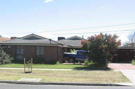 Property photo of 41 Broderick Road Carrum Downs VIC 3201