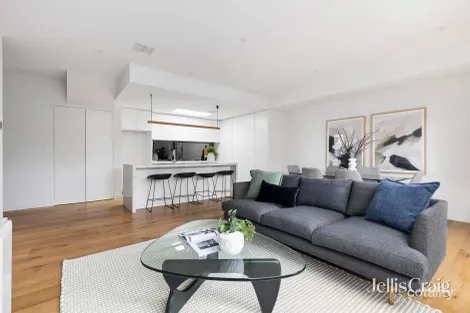 Property photo of 2/22 King Street Hampton East VIC 3188