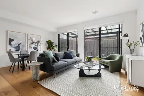 Property photo of 2/22 King Street Hampton East VIC 3188
