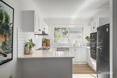 Property photo of 4/31-33 Jacaranda Road Caringbah NSW 2229