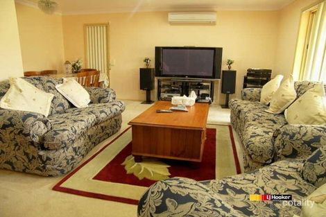 Property photo of 28 Mimika Avenue Whalan NSW 2770