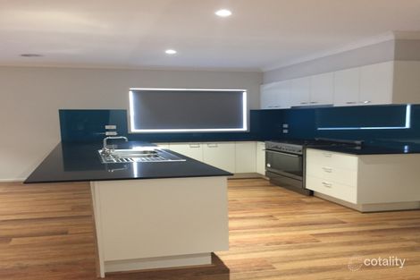 Property photo of 27 Bunurong Avenue Wollert VIC 3750