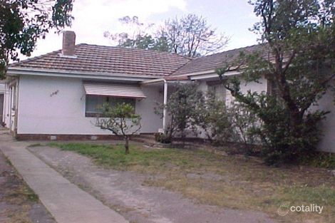 Property photo of 18 Ross Street Niddrie VIC 3042