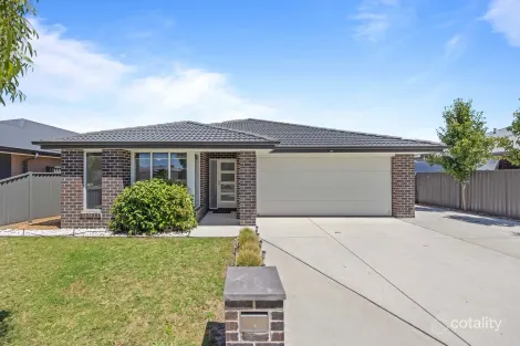 6 Crowther Dr, Lucas, VIC 3350