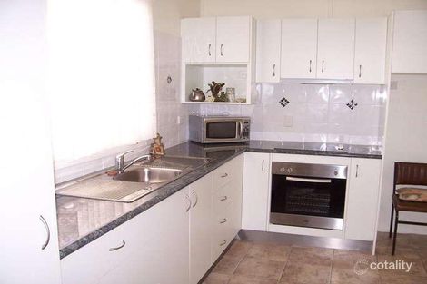 Property photo of 2 Dodd Street Newtown QLD 4350