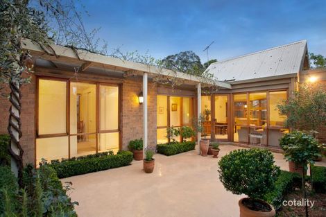 Property photo of 1A Keon Court Balwyn North VIC 3104