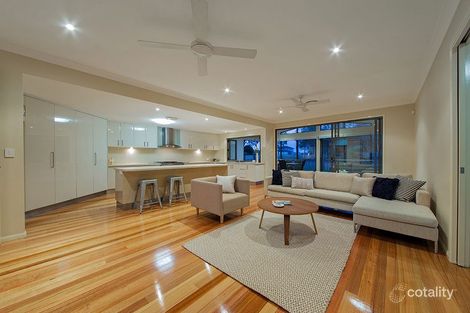 9 Gumdale St, Wakerley, QLD 4154