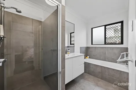 Property photo of 8 Drakeford Shaw QLD 4818
