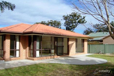 Property photo of 5 Suzanne Way Broulee NSW 2537
