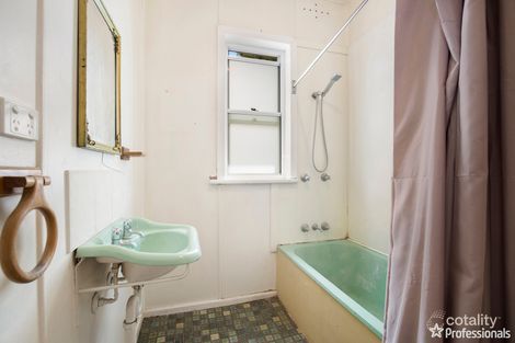 Property photo of 76 Mann Street Armidale NSW 2350