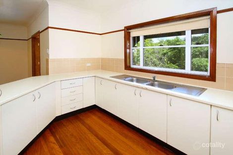 Property photo of 77 Carlton Terrace Wynnum QLD 4178
