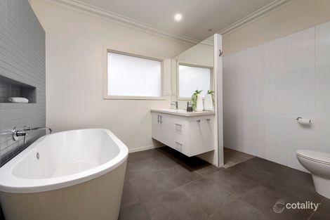 Property photo of 2 Linden Street Blackburn VIC 3130