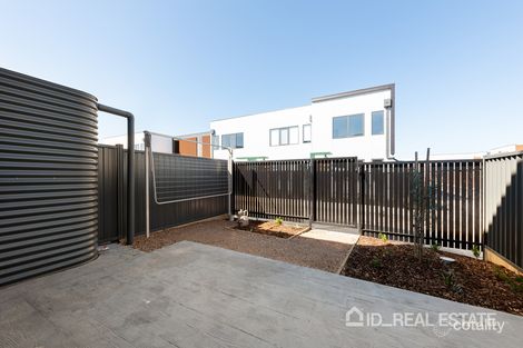 39 Stonewood Cct, Hadfield, VIC 3046