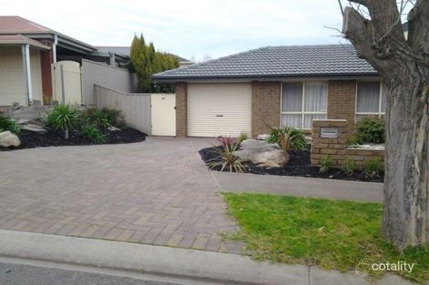 15 Bathbank Cres, Sheidow Park, SA 5158