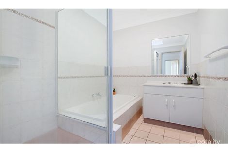 28/4 Koala Town Rd, Upper Coomera, QLD 4209