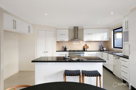 Property photo of 2 Rosella Grove Blackbutt NSW 2529