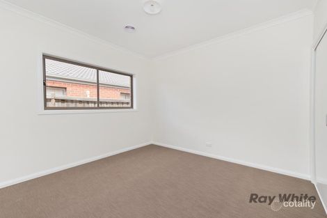 Property photo of 2 Lotus Place Brookfield VIC 3338
