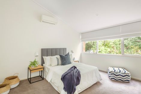 Property photo of 2/31 Ferncroft Avenue Malvern East VIC 3145