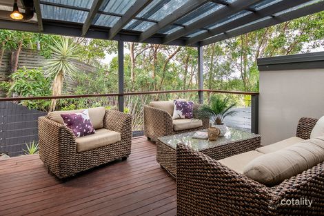 Property photo of 17 Mullewa Crescent Helensvale QLD 4212