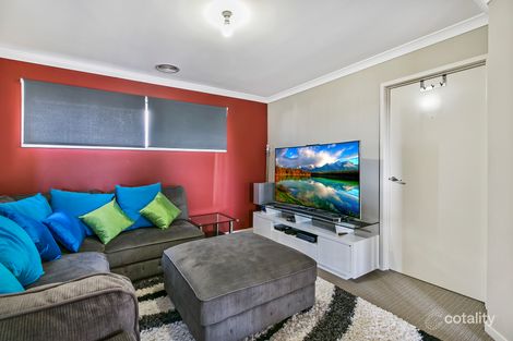 Property photo of 47 Red Gum Circuit Pakenham VIC 3810
