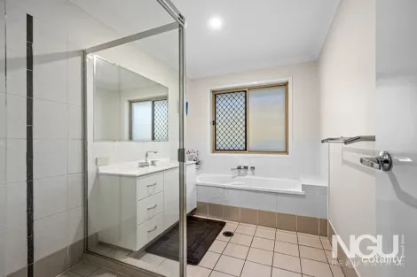 Property photo of 5 Moontide Way Springfield Lakes QLD 4300