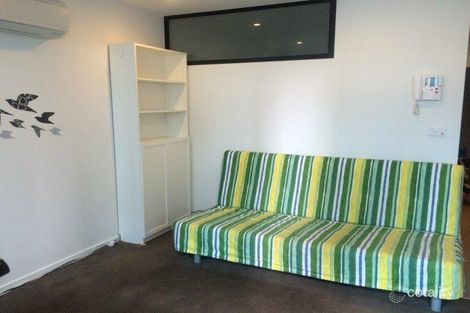 Property photo of 302/5 Sutherland Street Melbourne VIC 3000