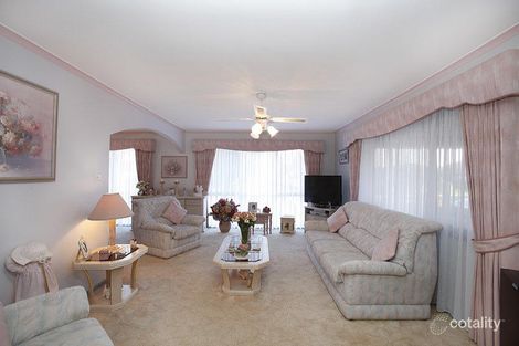 Property photo of 31 Noordenne Avenue Seaholme VIC 3018