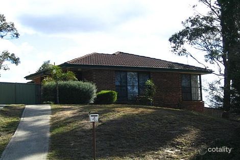 4 Kelly Cl, Green Point, NSW 2251