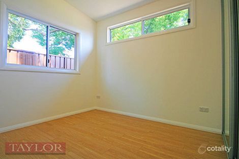 Property photo of 31 Hammers Road Northmead NSW 2152