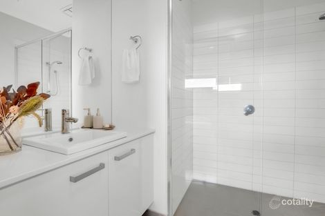 Property photo of 6 Toombal Place Craigieburn VIC 3064
