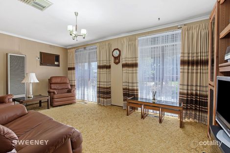 Property photo of 12 Charlbury Grove St Albans VIC 3021
