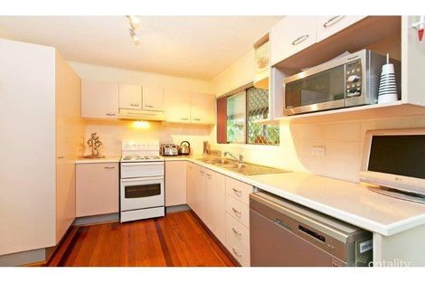 Property photo of 22 Orsan Street Wynnum West QLD 4178