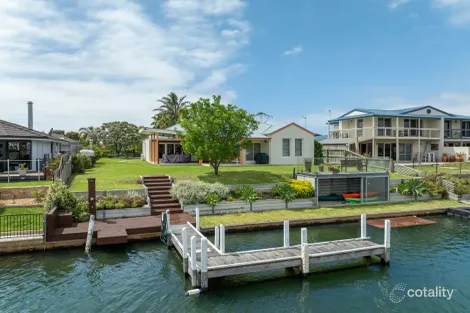 15 WINDJAMMER CT, PAYNESVILLE, VIC 3880