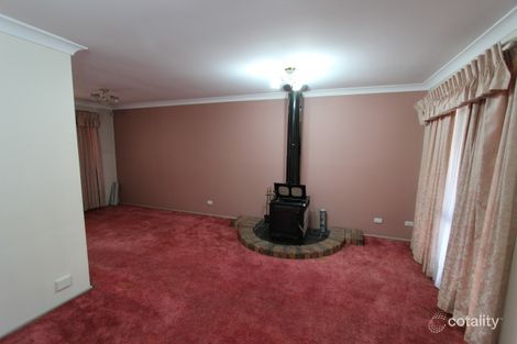Property photo of 5 Herborn Place Minto NSW 2566