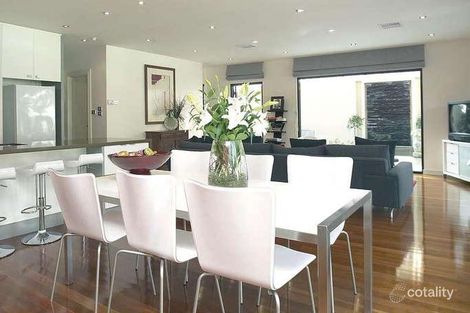 Property photo of 13 North Road Newport VIC 3015