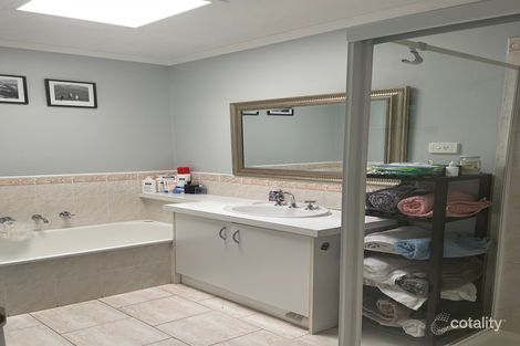 Property photo of 1 The Parkway Hampton Park VIC 3976