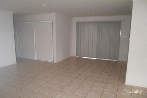 Property photo of 4 Sauerberg Close Kuraby QLD 4112