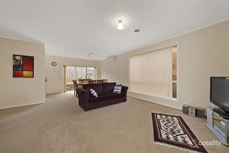 Property photo of 2 The Quadrangle Glen Waverley VIC 3150