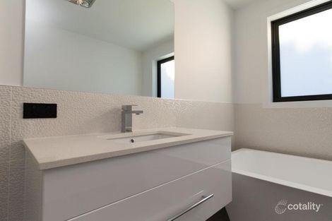 Property photo of 5 Balmoral Avenue Riverside TAS 7250