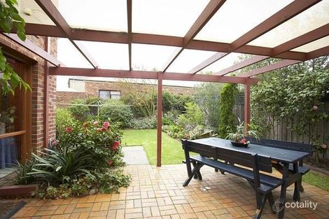 Property photo of 1 Teralba Close Dingley Village VIC 3172