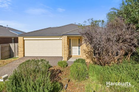 7 STEFAN DR, BERWICK, VIC 3806